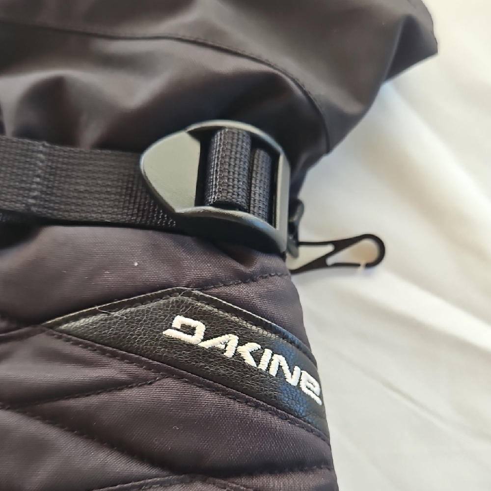 Dakine Women’s Ski Gloves MED NWOT - Picture 2 of 5